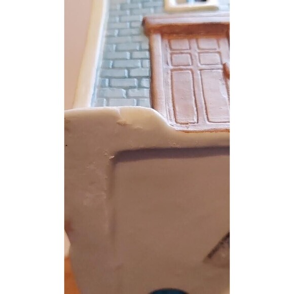 Dickens Collectables Christmas Village Post Office Lighted Building Vintage 1989 - Picture 9 of 9